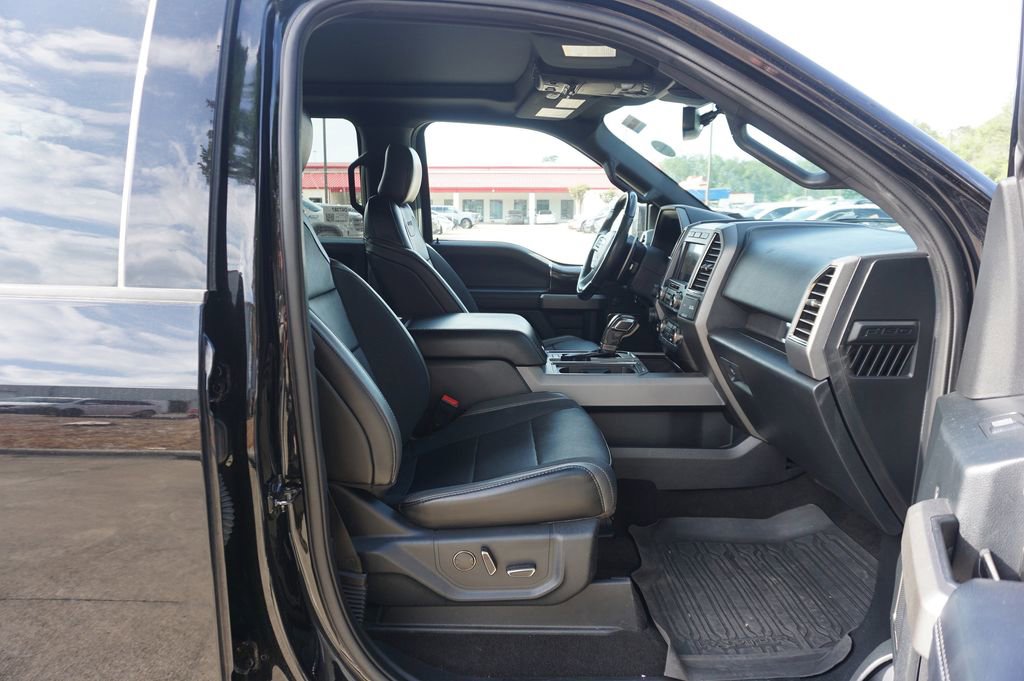 Used 2020 Ford F150 Raptor w/ Equipment Group 802A Luxury AWD/4WD image 17