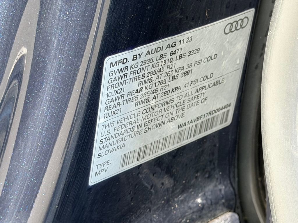 Used 2024 Audi Q8 Premium AWD/4WD image 27