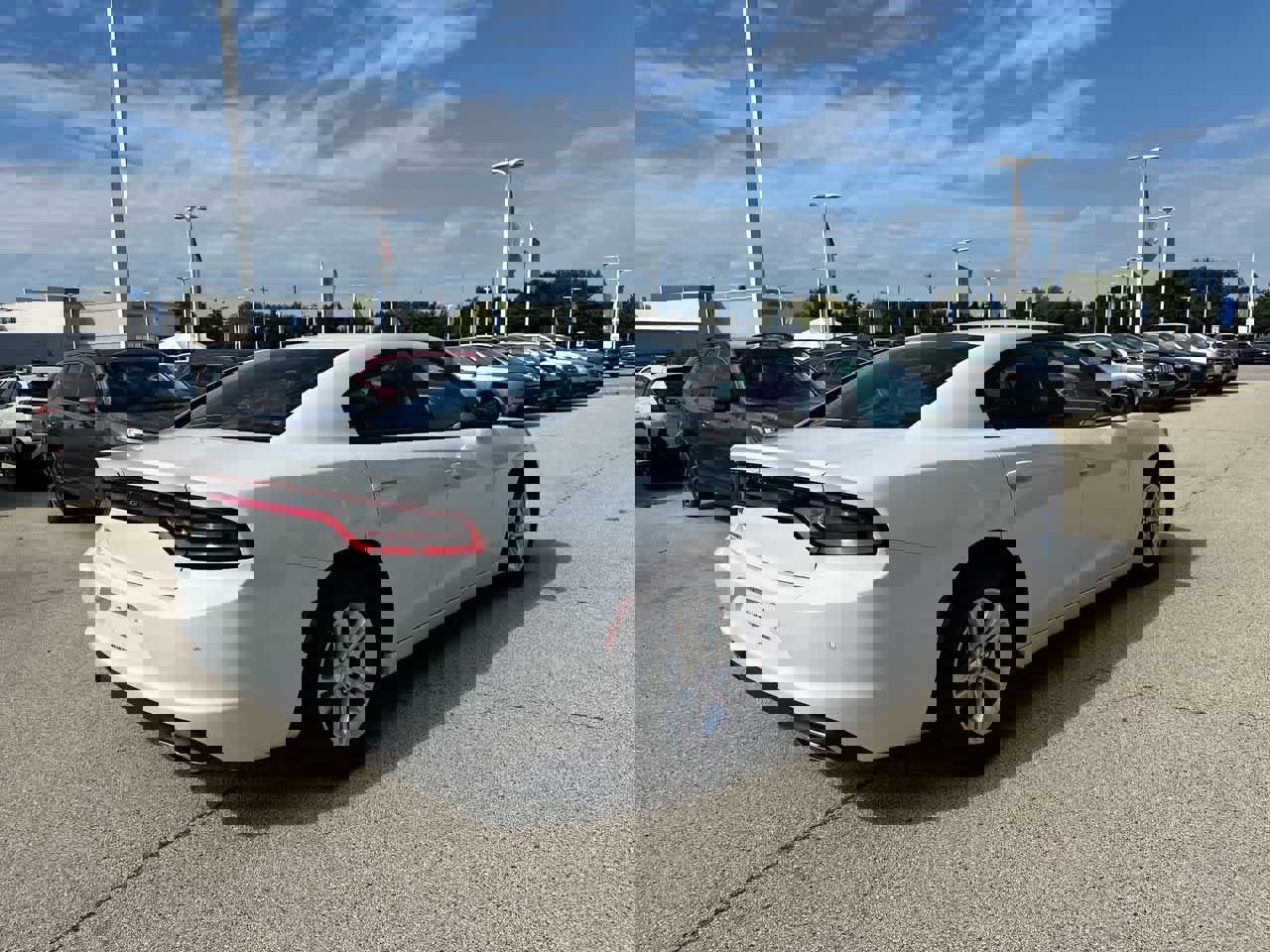 Used 2020 Dodge Charger SXT w/ Leather Interior Group image 13