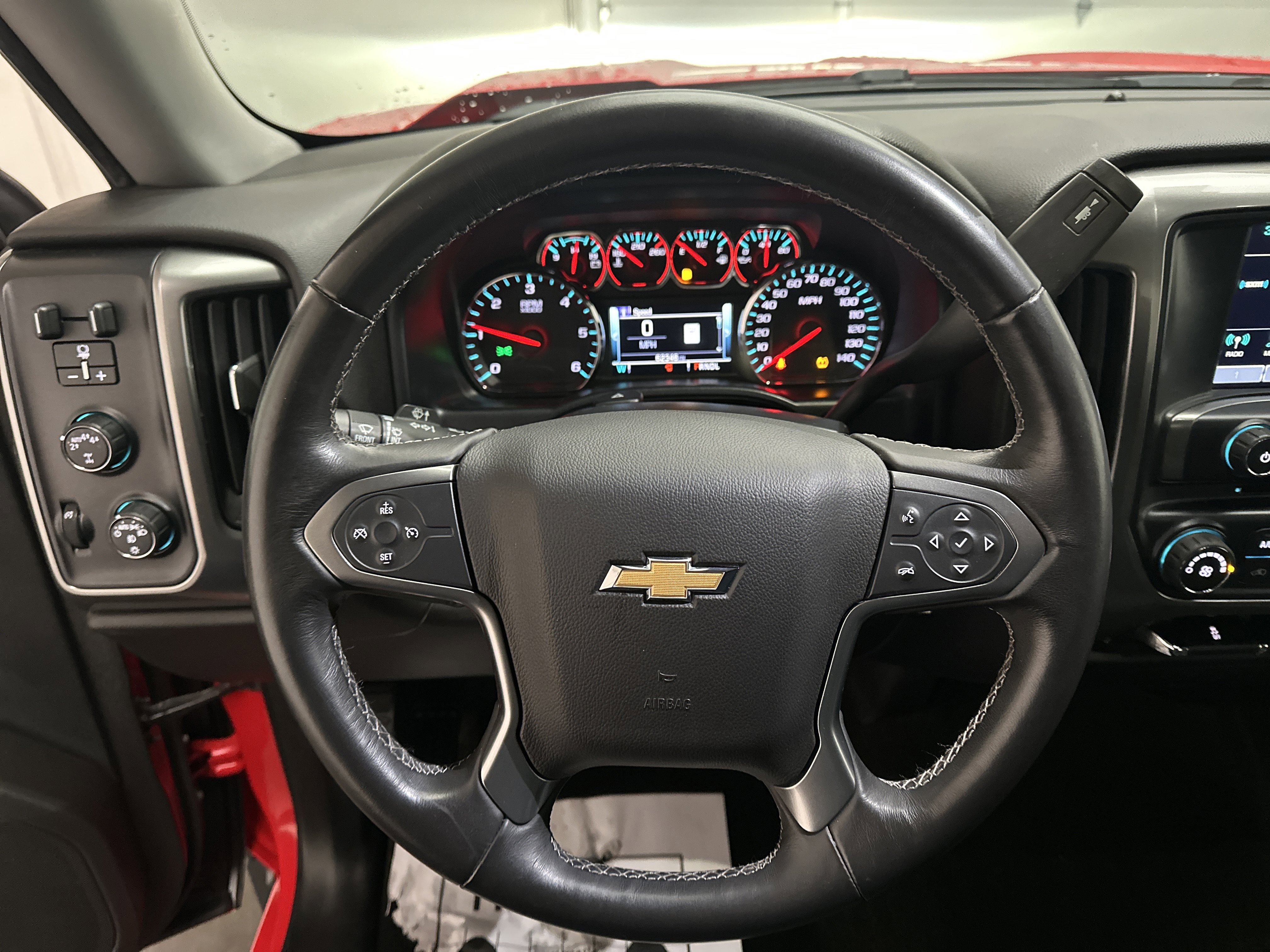 Used 2018 Chevrolet Silverado 1500 LT image 25