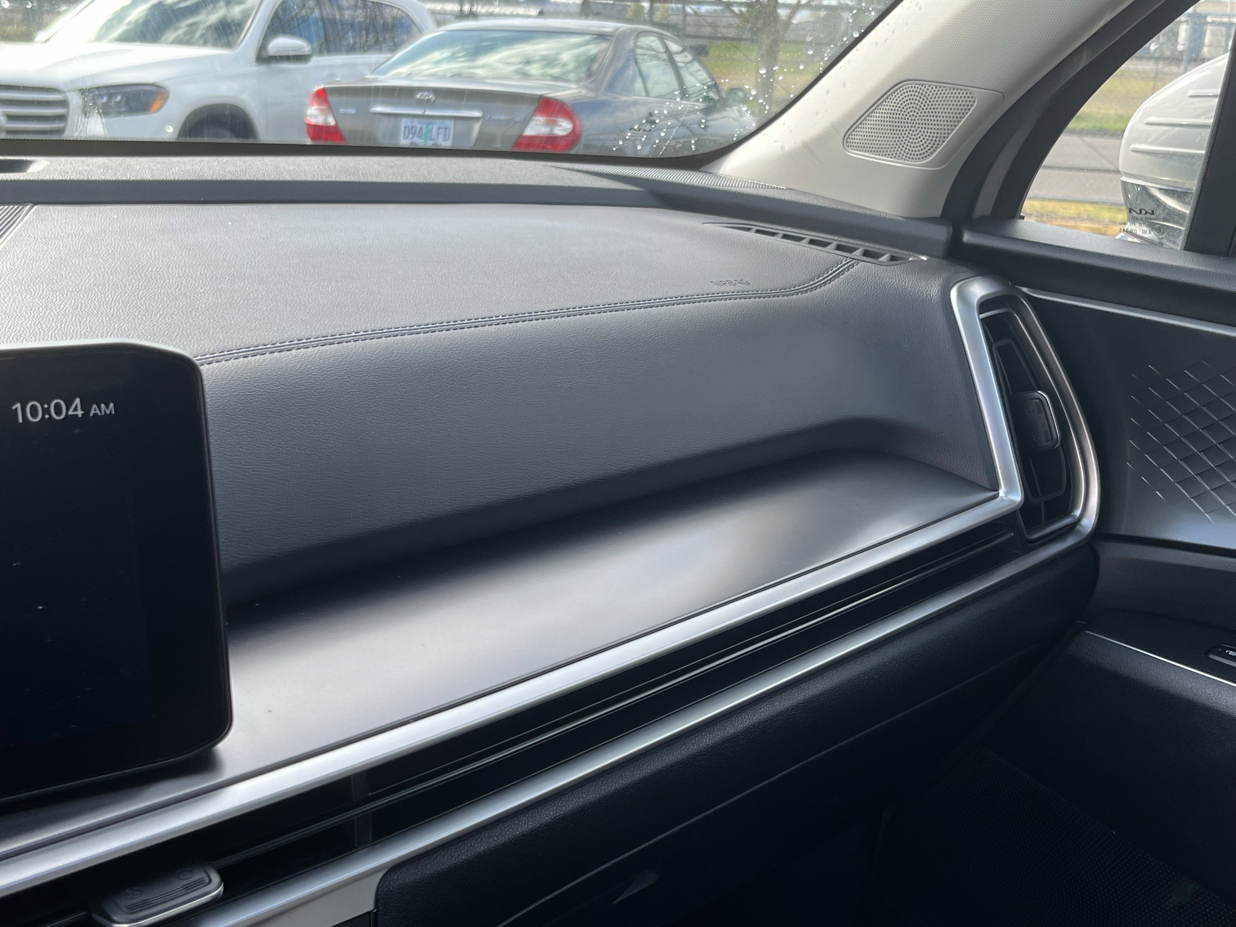 Used 2024 Kia Sorento S w/ Panoramic Sunroof Package image 24