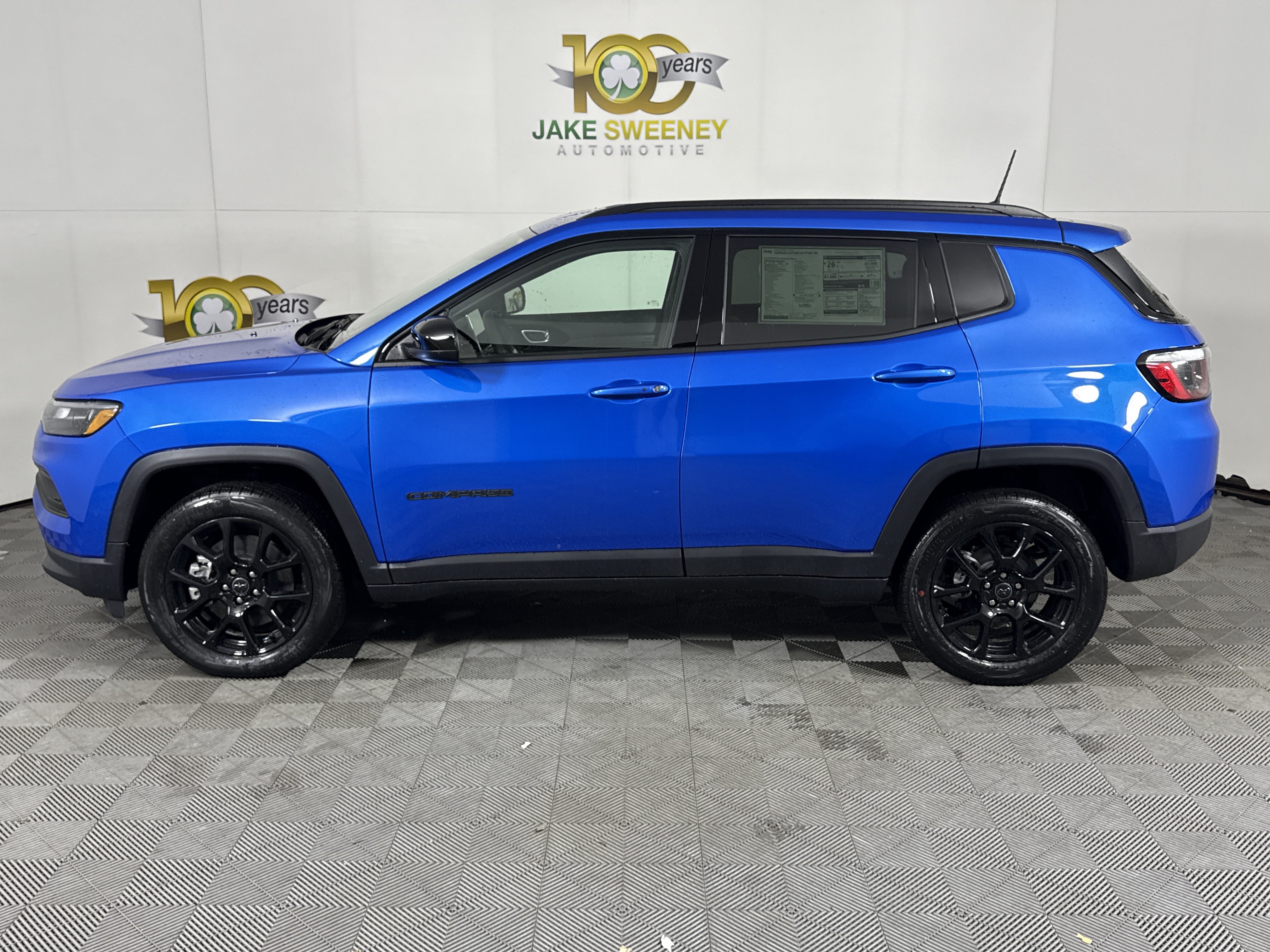 New 2026 Jeep Compass Latitude AWD/4WD image 5