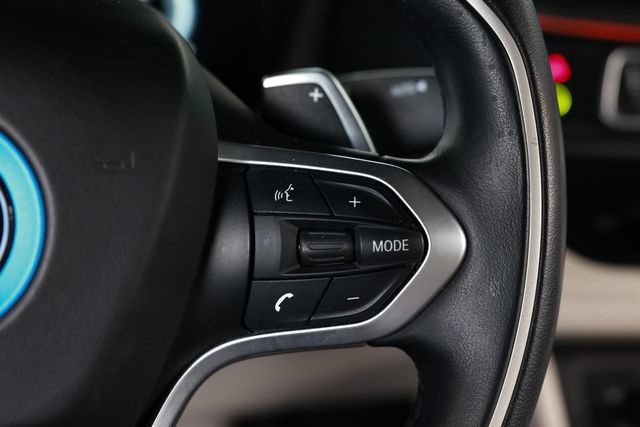Used 2020 BMW i8 Coupe AWD/4WD image 30
