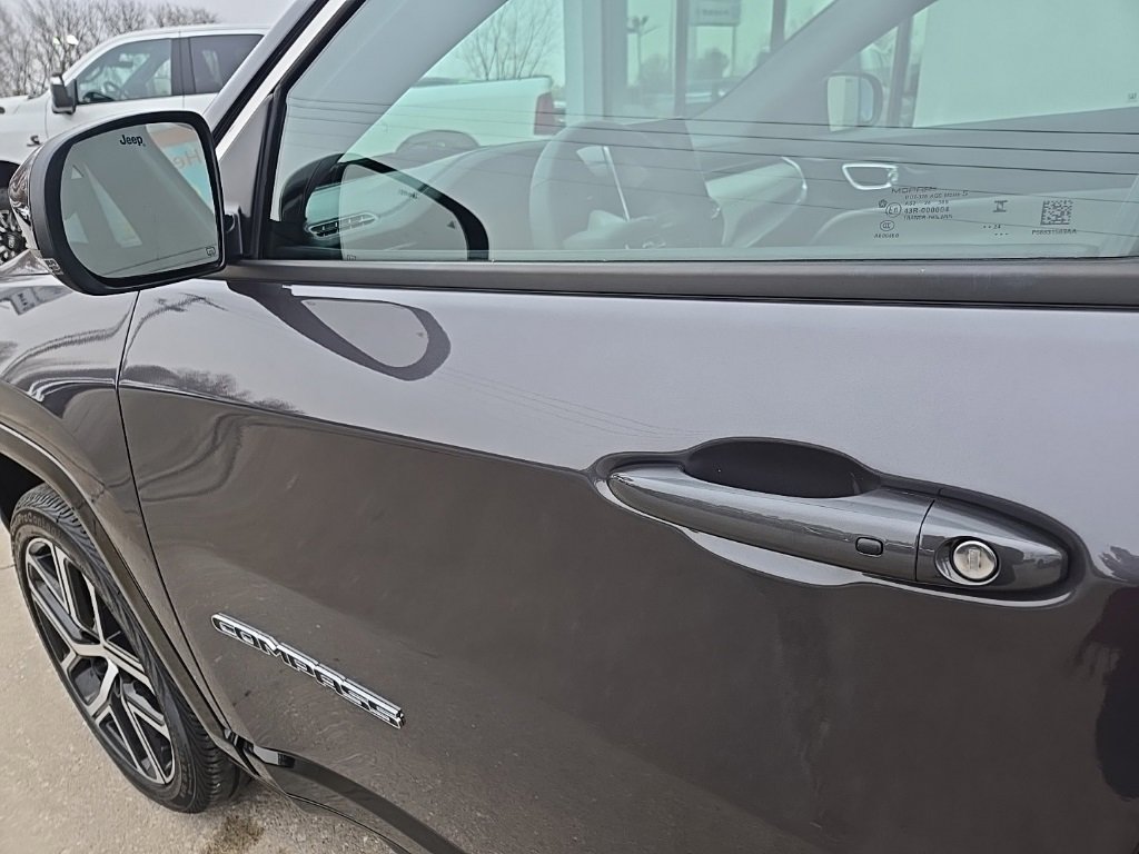 Used 2024 Jeep Compass Limited w/ Elite Group image 27