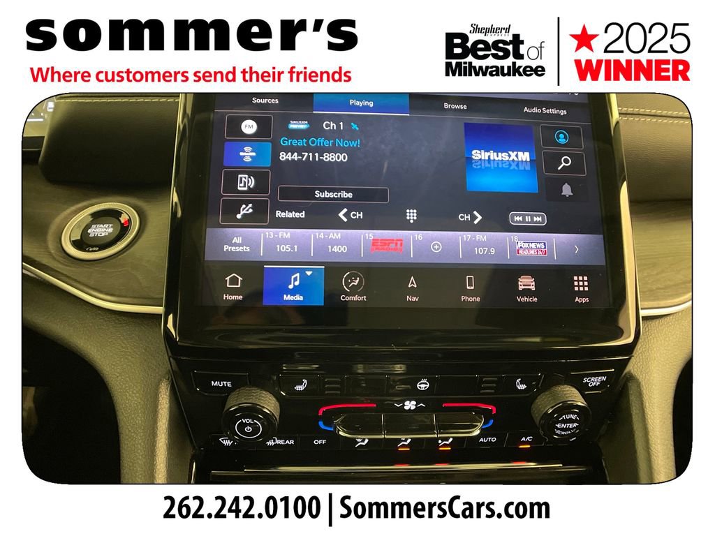 Used 2022 Jeep Grand Cherokee Limited image 15