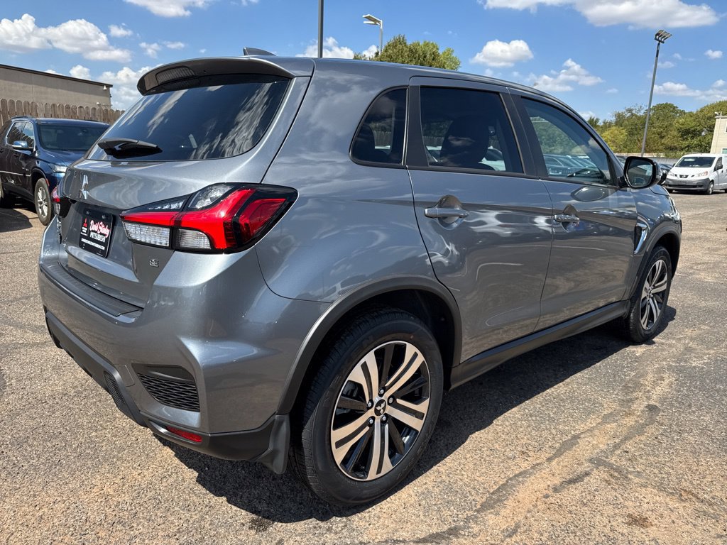 New 2027 Mitsubishi Outlander Sport SE FWD image 4