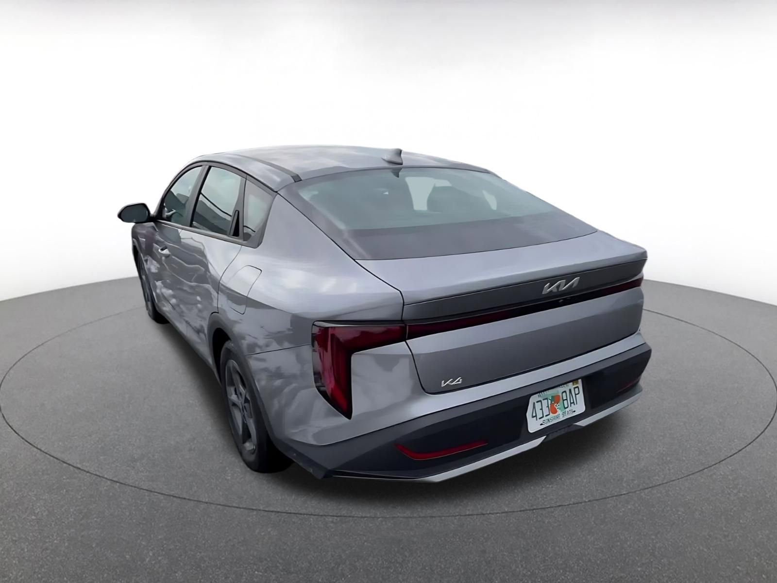 Used 2025 Kia K4 FWD image 11