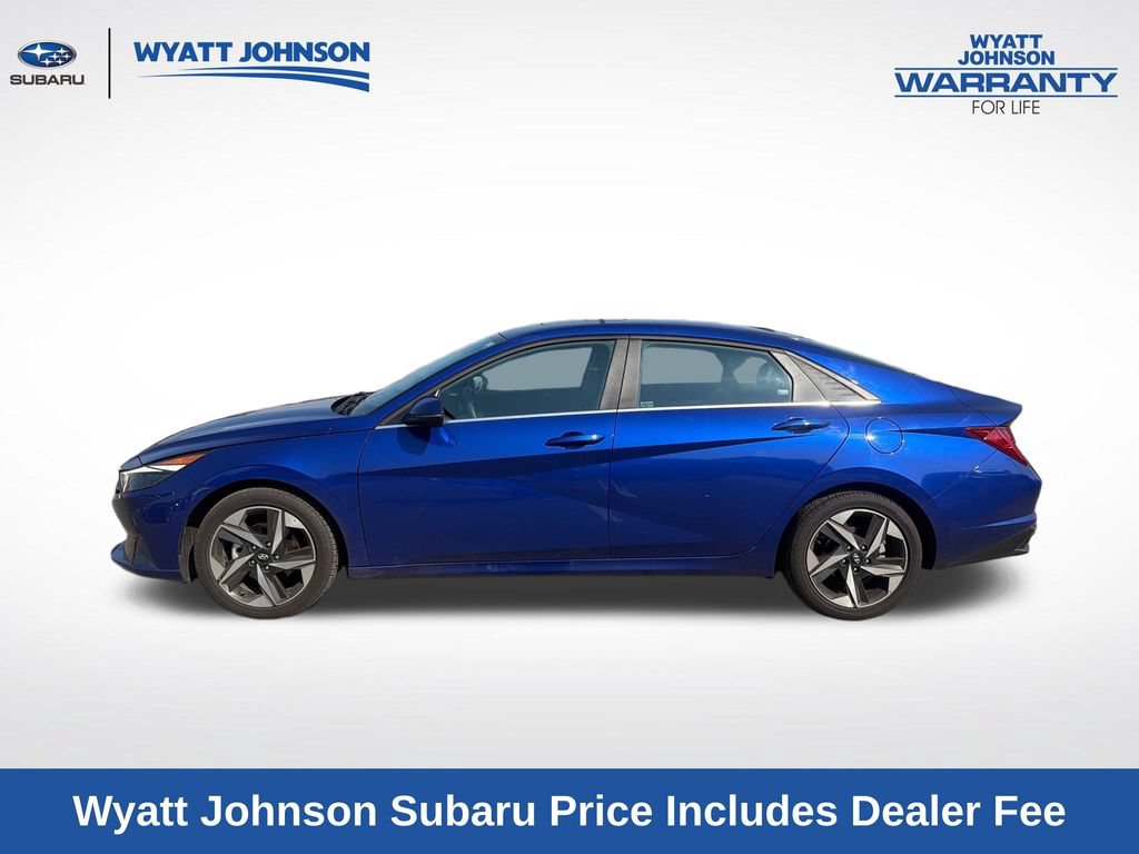 Used 2022 Hyundai Elantra Limited FWD image 4