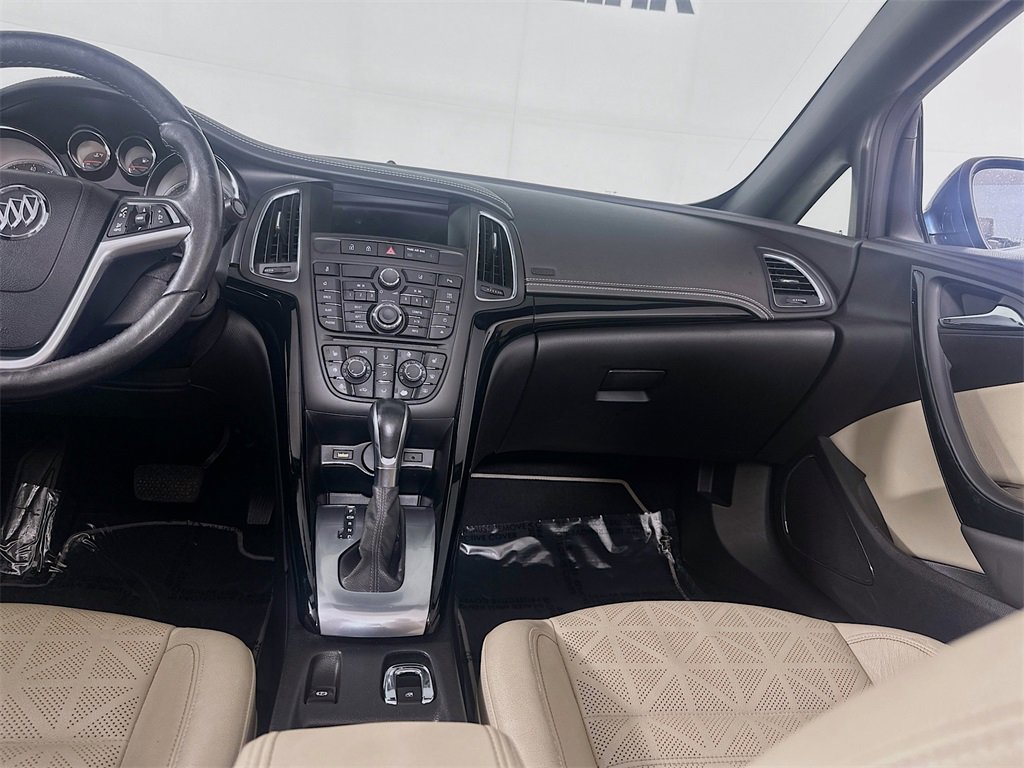 Used 2016 Buick Cascada Premium image 28