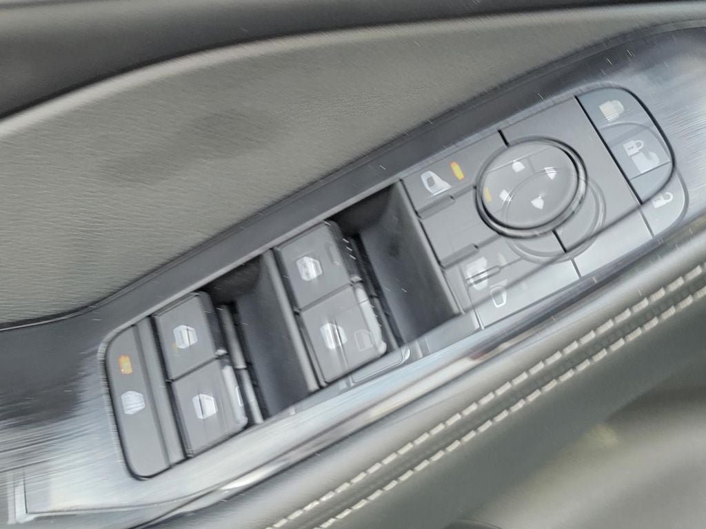 New 2026 Nissan Rogue SV AWD/4WD image 23