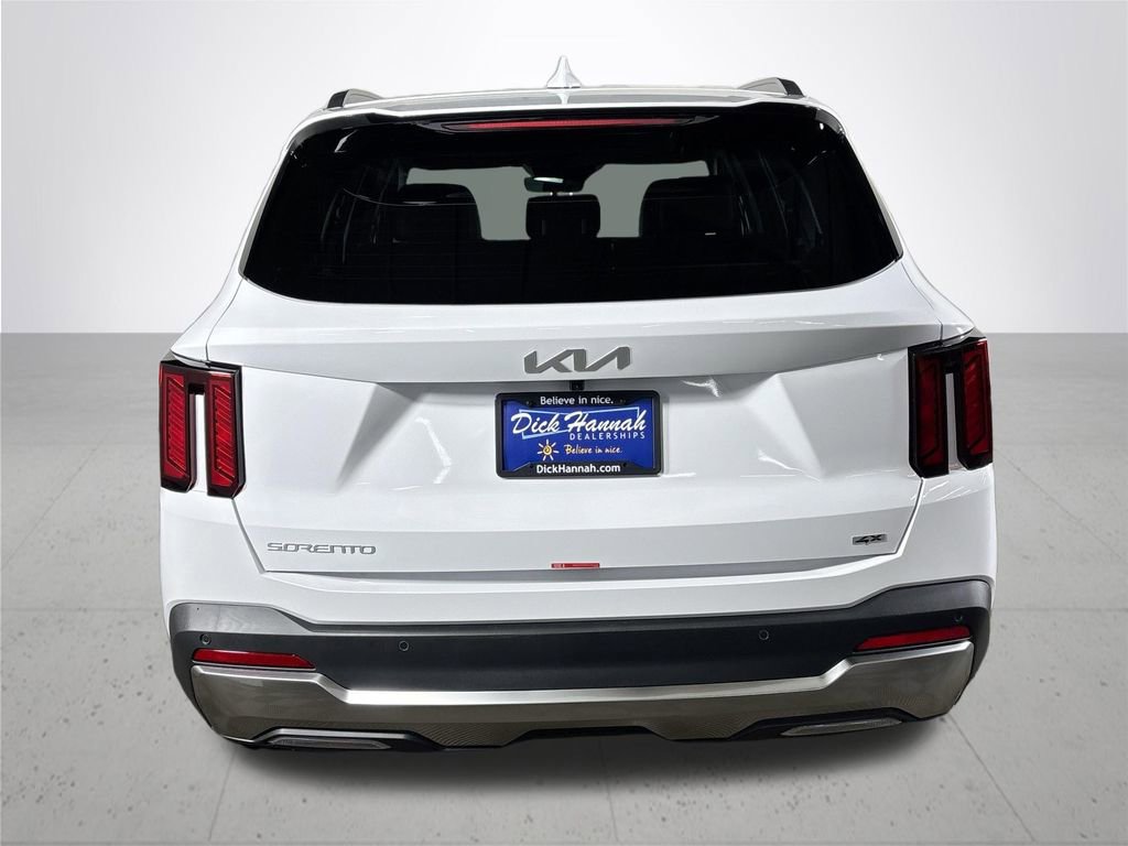New 2025 Kia Sorento S image 8