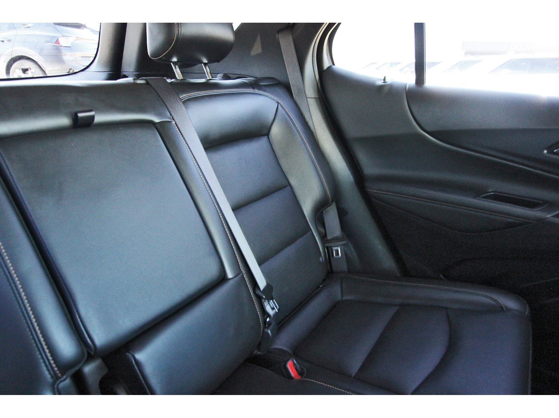 Used 2021 Chevrolet Equinox Premier FWD image 13