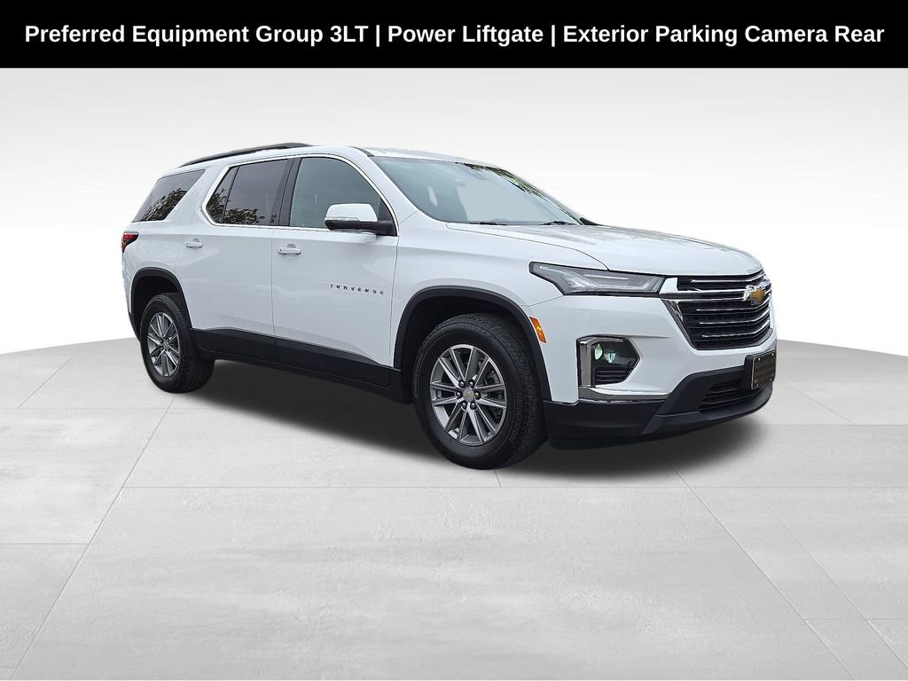 Used 2023 Chevrolet Traverse LT