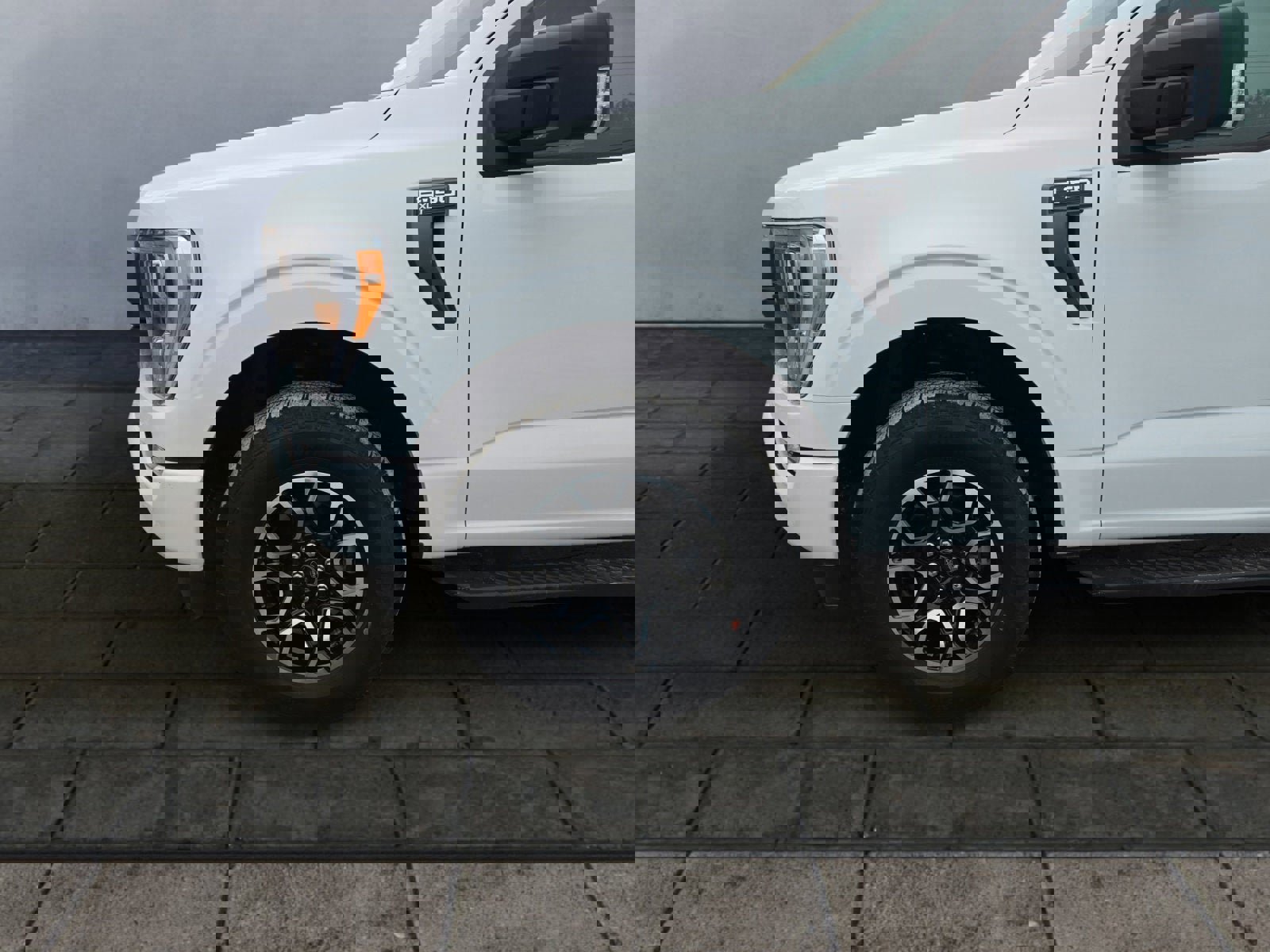 Certified 2023 Ford F150 XLT w/ Equipment Group 302A High image 25