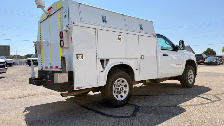 Used 2013 Chevrolet Silverado 3500 W/T RWD image 4
