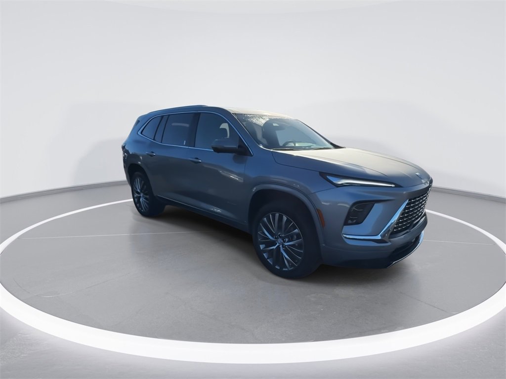 New 2026 Buick Enclave Avenir w/ Super Cruise Package image 2