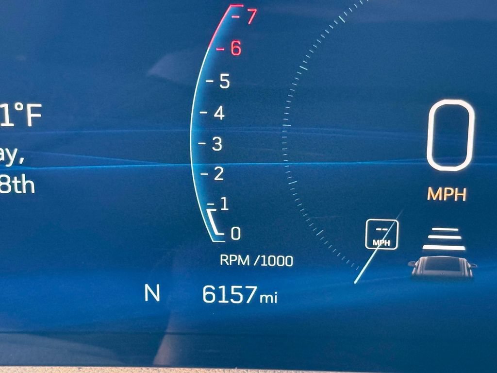 Certified 2025 Cadillac XT4 Premium Luxury FWD image 5