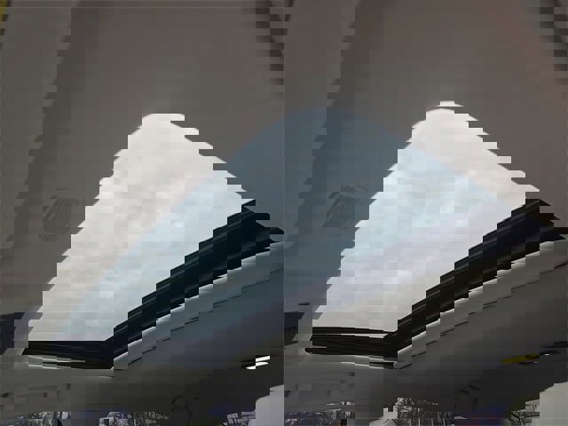 Certified 2025 Lexus ES 300h w/ Premium Package image 13