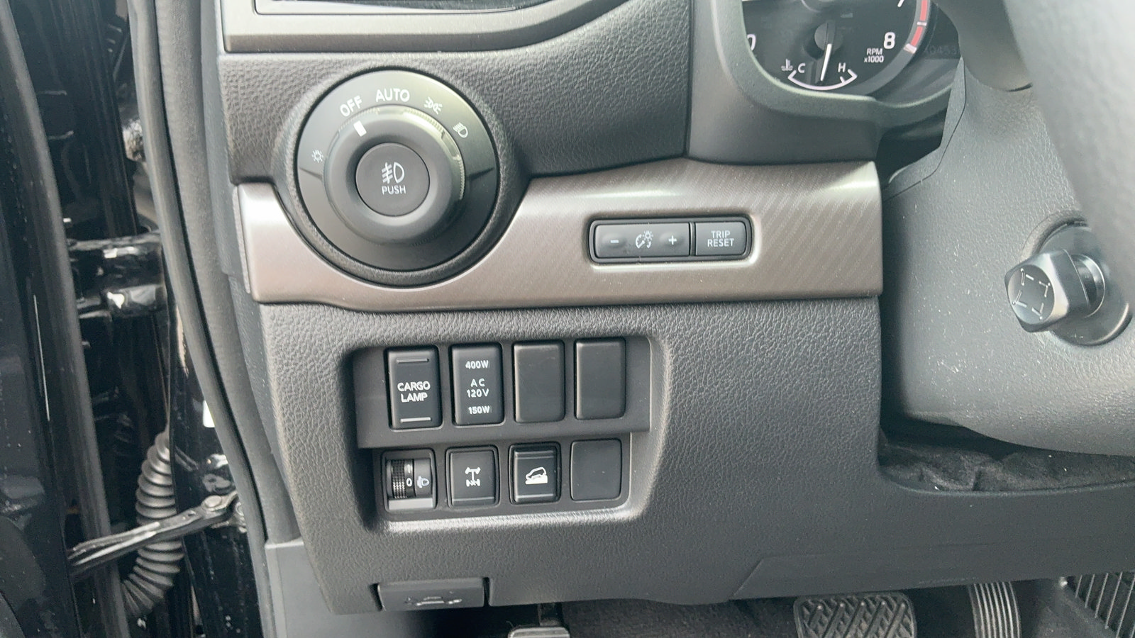 Certified 2024 Nissan Titan PRO-4X w/ Pro-4x Convenience Package AWD/4WD image 16
