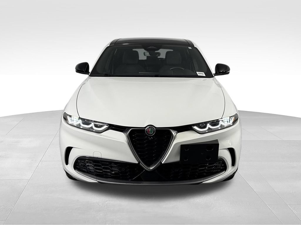 Used 2024 Alfa Romeo Tonale Ti w/ Active Assist Package AWD/4WD image 4