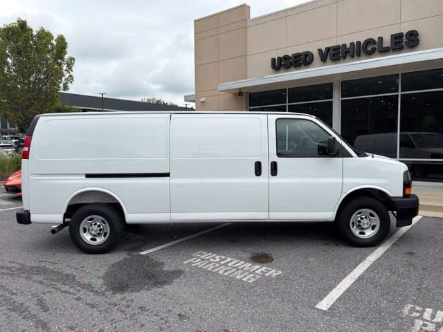 Used 2025 Chevrolet Express 2500 Extended w/ Driver Convenience Package RWD image 9