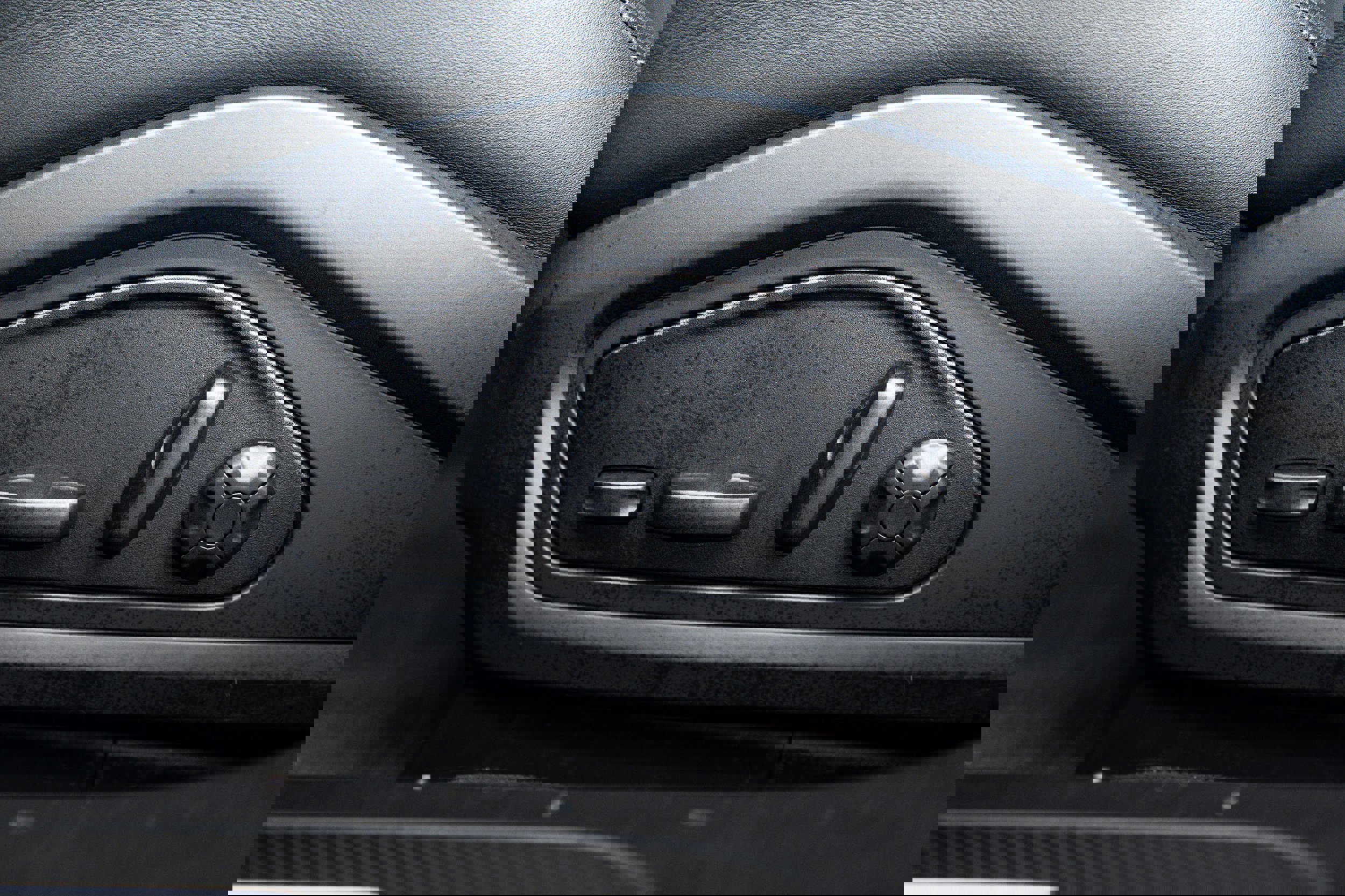 Used 2024 Audi RS e-tron GT w/ Ceramic Brake Package image 12