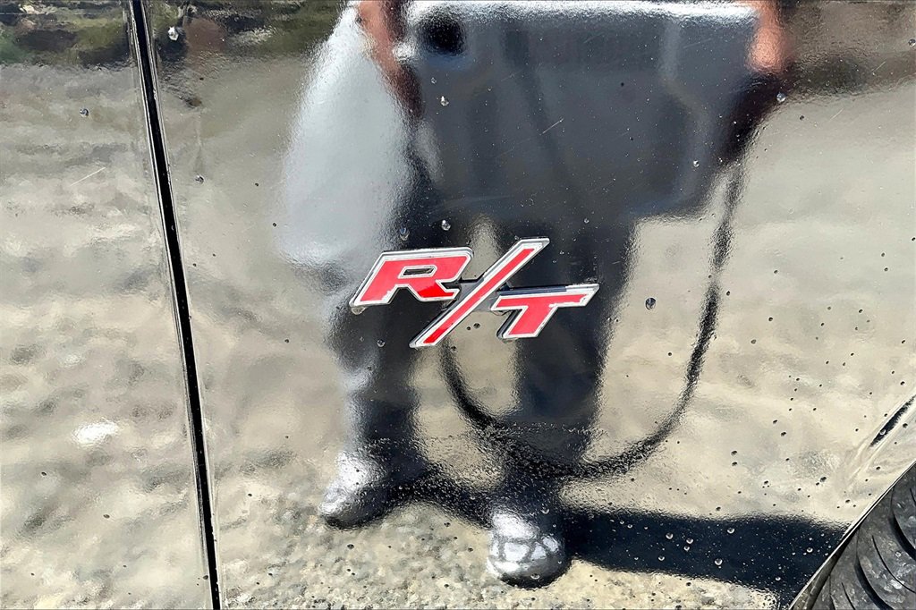 Used 2014 Dodge Challenger R/T w/ Blacktop Package image 8