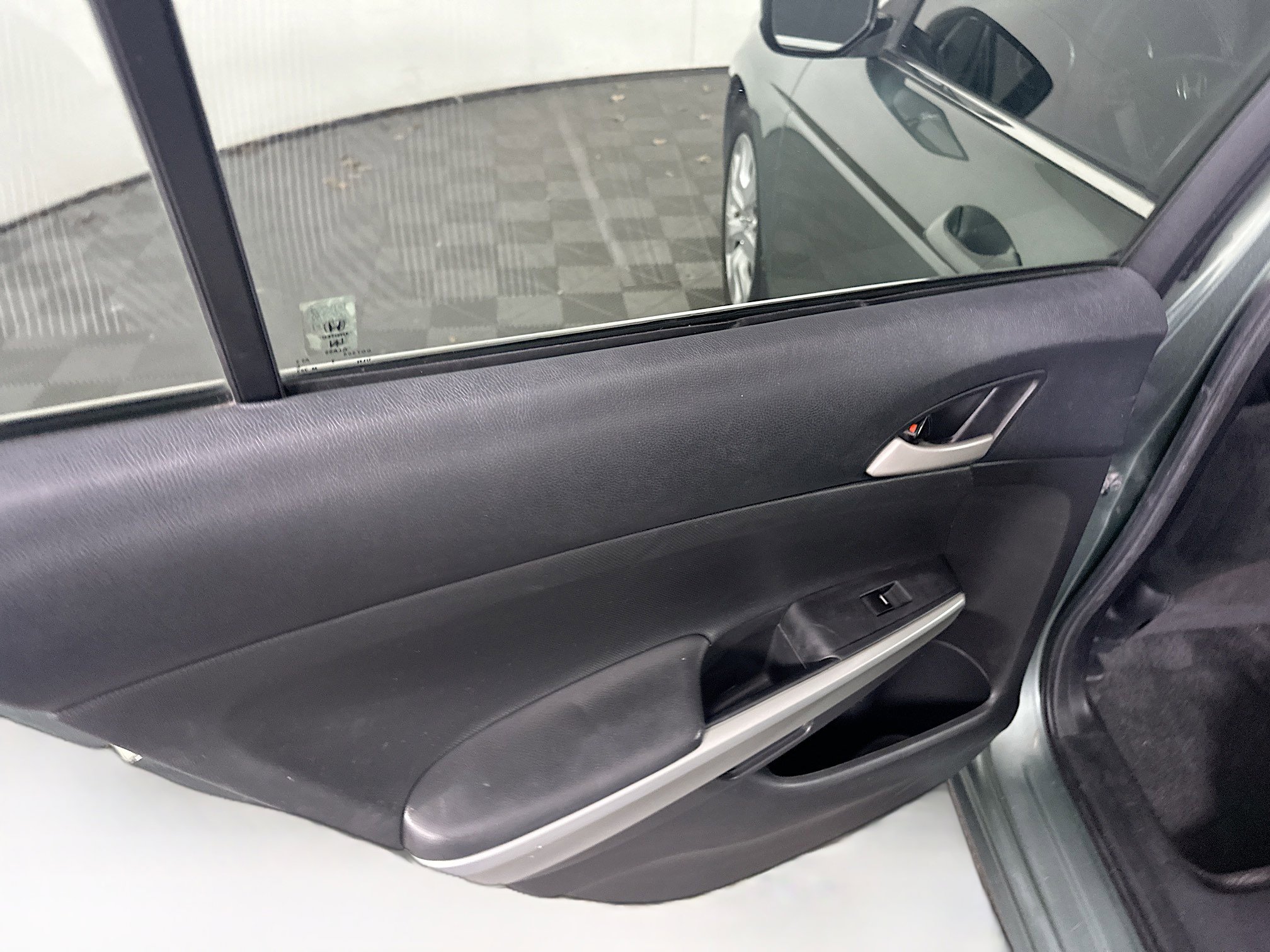 Used 2010 Honda Accord EX image 23