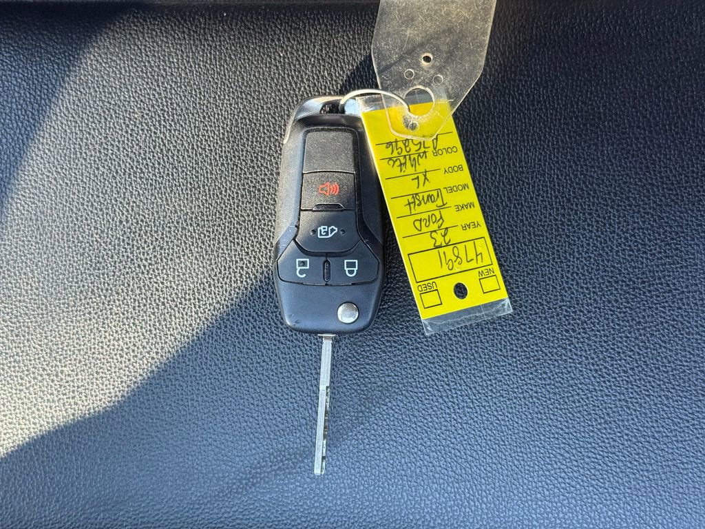 Used 2023 Ford Transit 350 XLT image 30