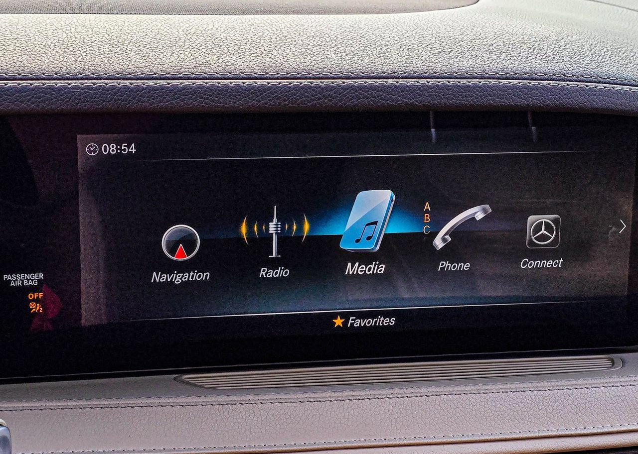 Used 2019 Mercedes-Benz S 560 Sedan image 15