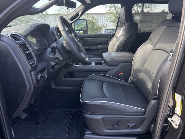 New 2025 RAM 2500 Limited AWD/4WD image 9