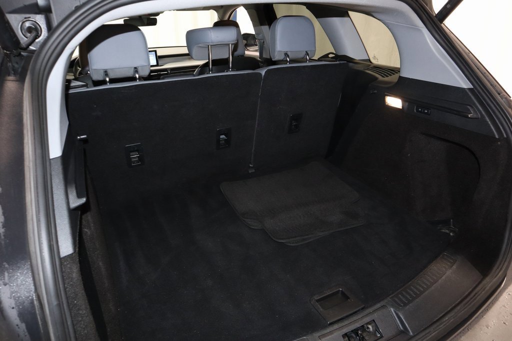 Used 2021 Lincoln Corsair Reserve w/ Equipment Group 201A image 18