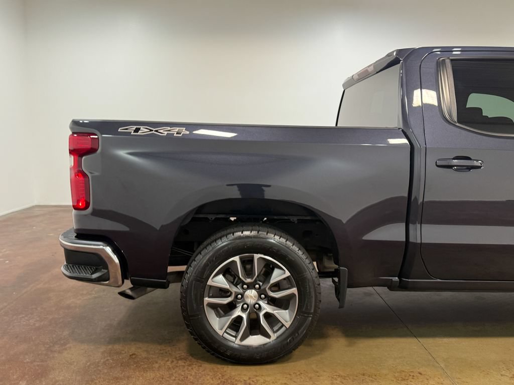 Used 2023 Chevrolet Silverado 1500 LT AWD/4WD image 34
