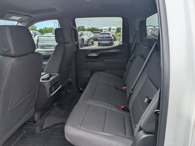New 2026 GMC Sierra 1500 Elevation w/ LPO, Elevation Black Package AWD/4WD image 11