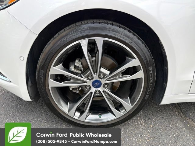 Used 2017 Ford Fusion Titanium FWD image 9