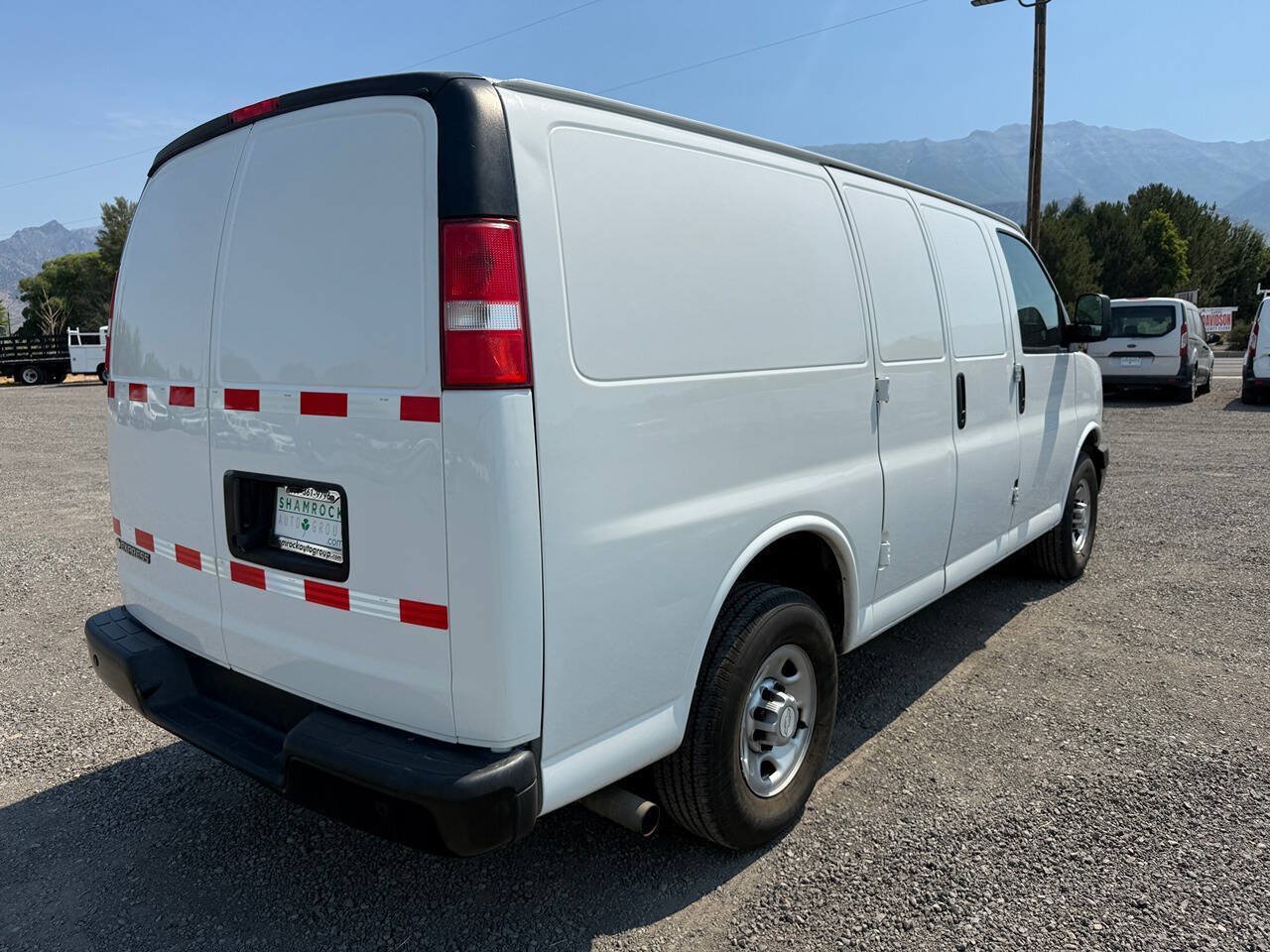 Used 2021 Chevrolet Express 2500 RWD image 3