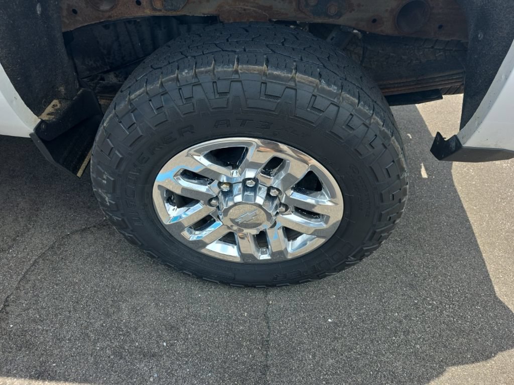 Used 2019 Chevrolet Silverado 2500 LTZ w/ Duramax Plus Package AWD/4WD image 8