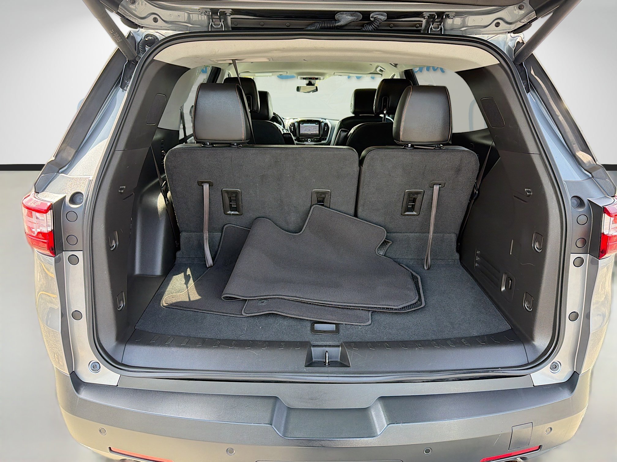 Used 2018 Chevrolet Traverse LT FWD image 27