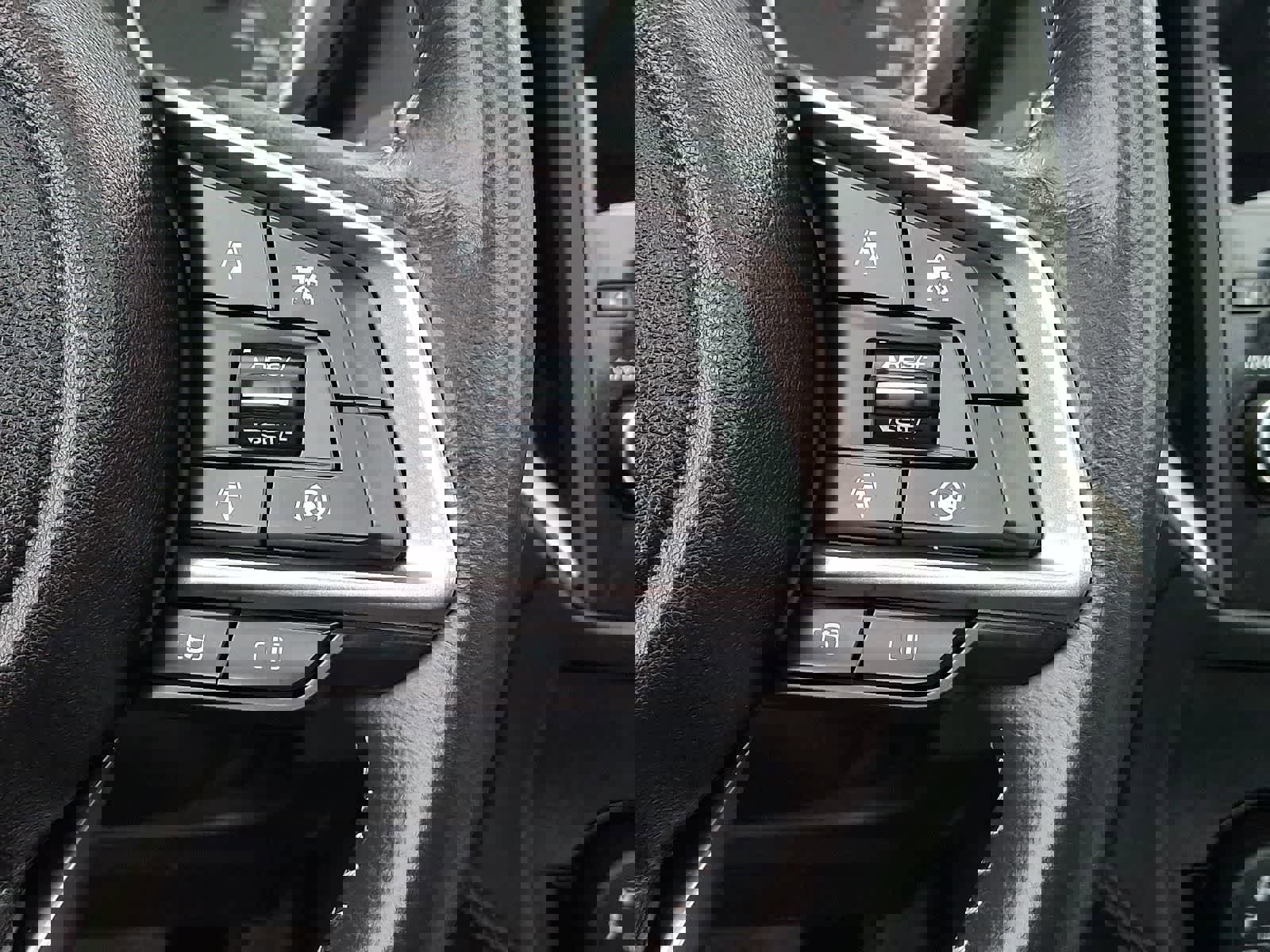 Used 2023 Subaru Forester Premium image 23