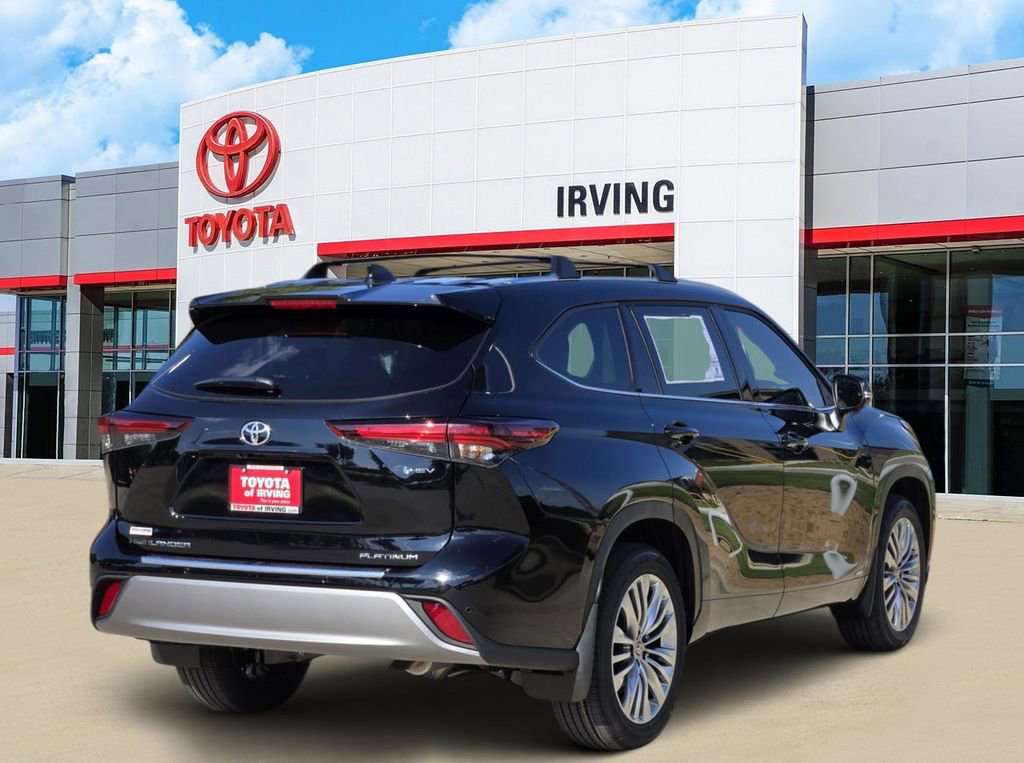 New 2026 Toyota Highlander Platinum AWD/4WD image 4