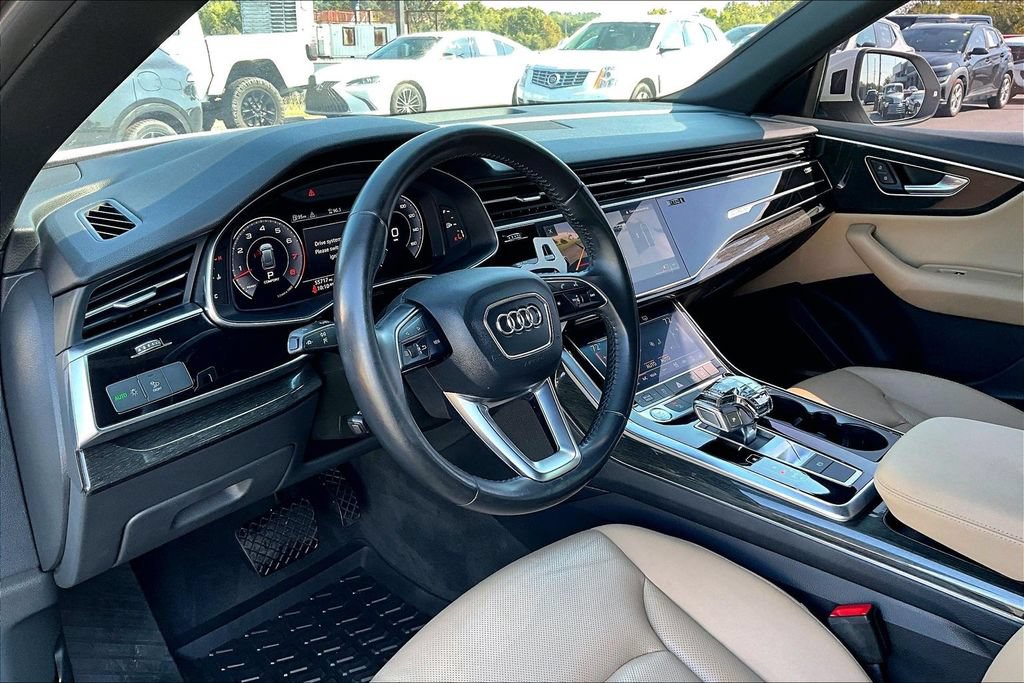 Used 2020 Audi Q8 Premium Plus w/ Premium Plus Package AWD/4WD image 18