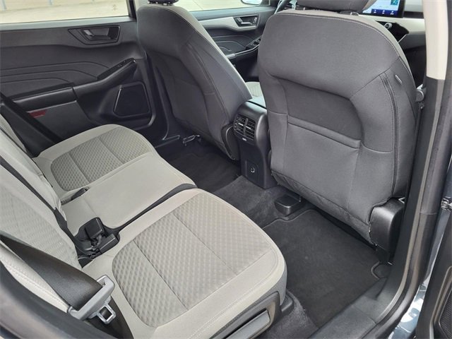 Used 2022 Ford Escape SE w/ SE Sport Appearance Package image 24