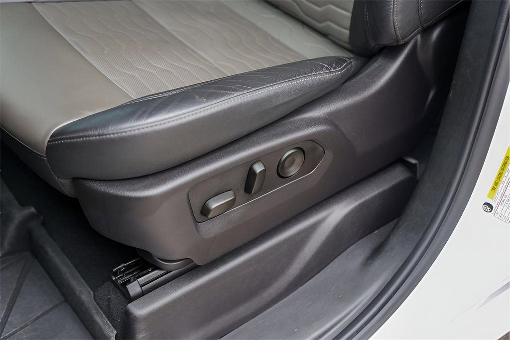 Certified 2024 Chevrolet Silverado 1500 ZR2 w/ Technology Package image 11