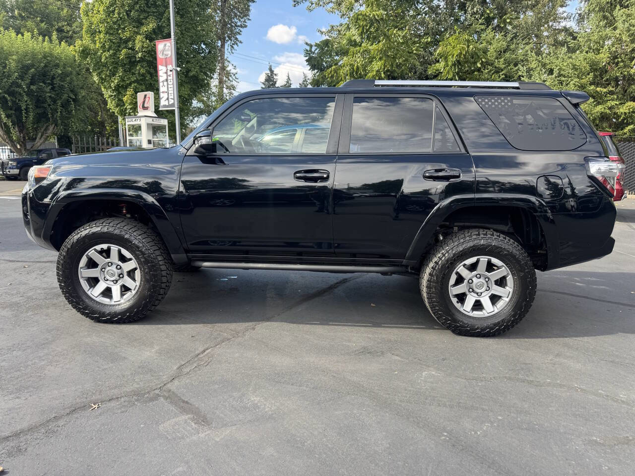 Used 2016 Toyota 4Runner Trail Premium image 2