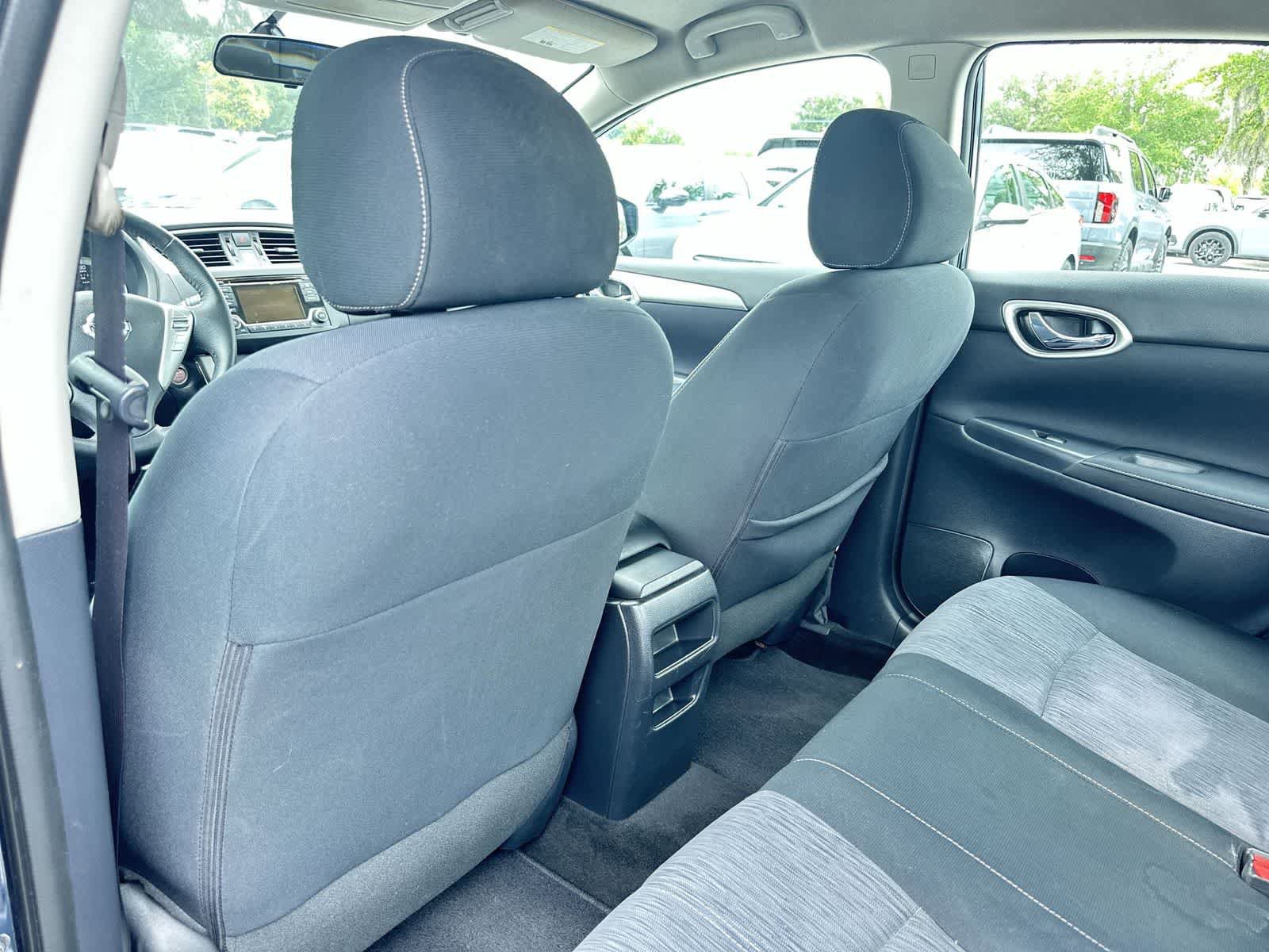 Used 2015 Nissan Sentra SV FWD image 14