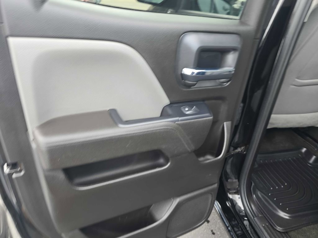 Used 2017 Chevrolet Silverado 1500 Custom w/ Custom Convenience Package image 17