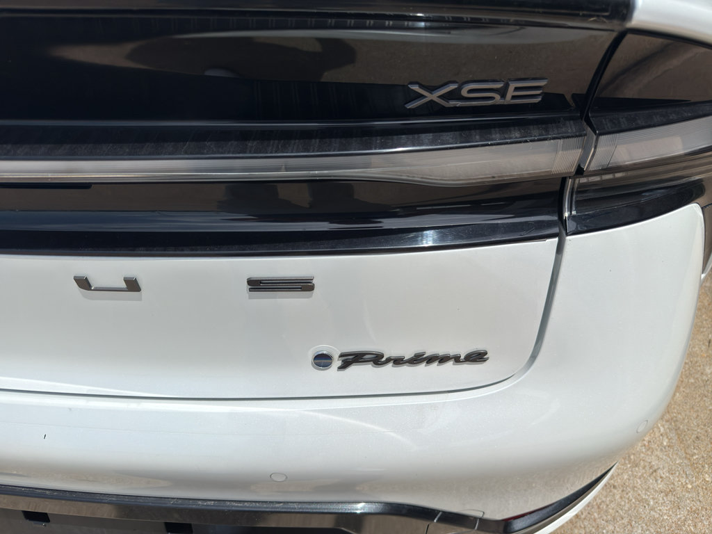 Used 2023 Toyota Prius Prime FWD image 8