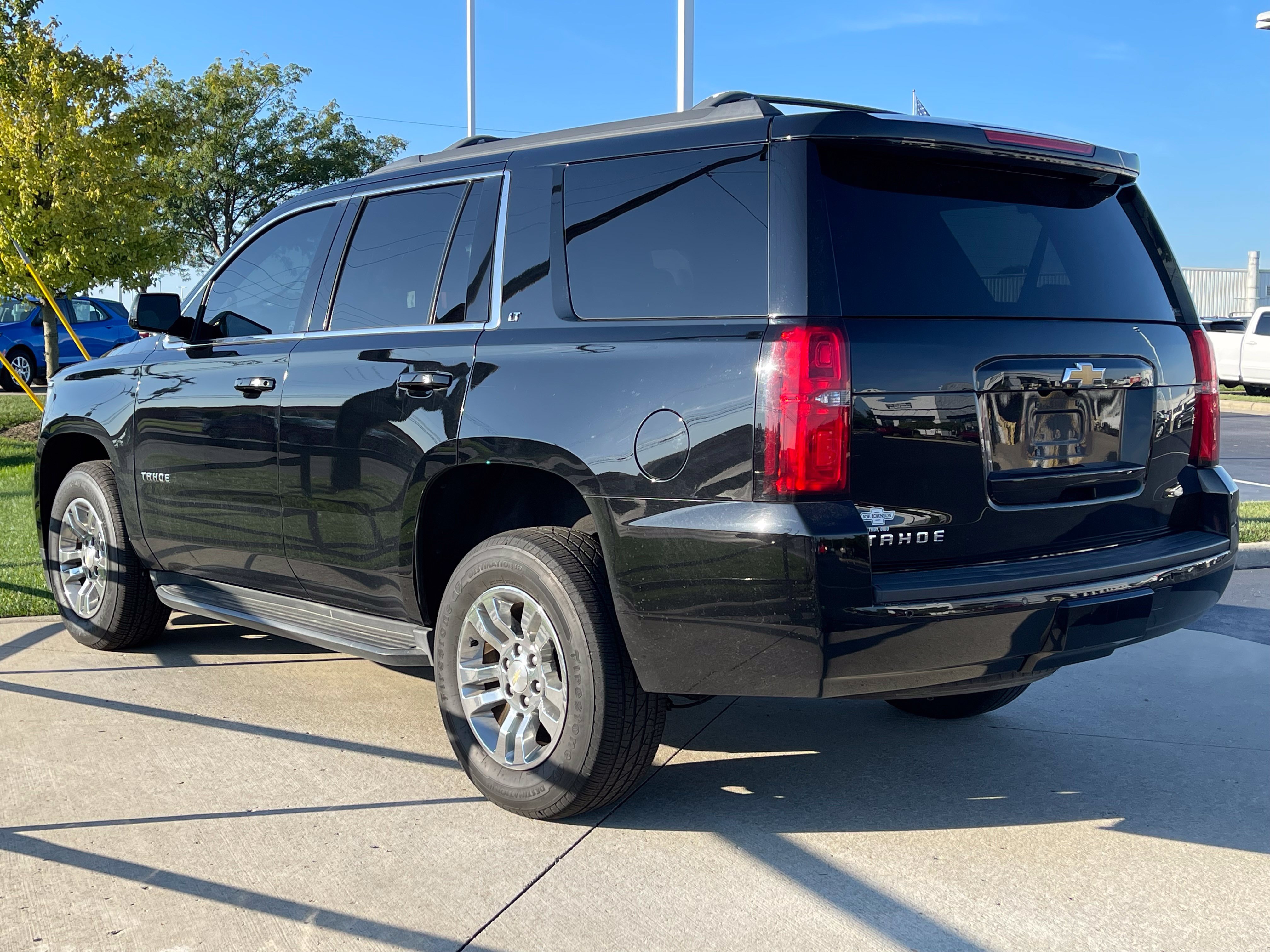 Used 2016 Chevrolet Tahoe LT w/ Luxury Package AWD/4WD image 5