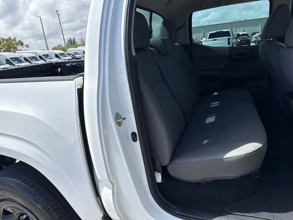 Used 2017 Toyota Tacoma SR RWD image 24