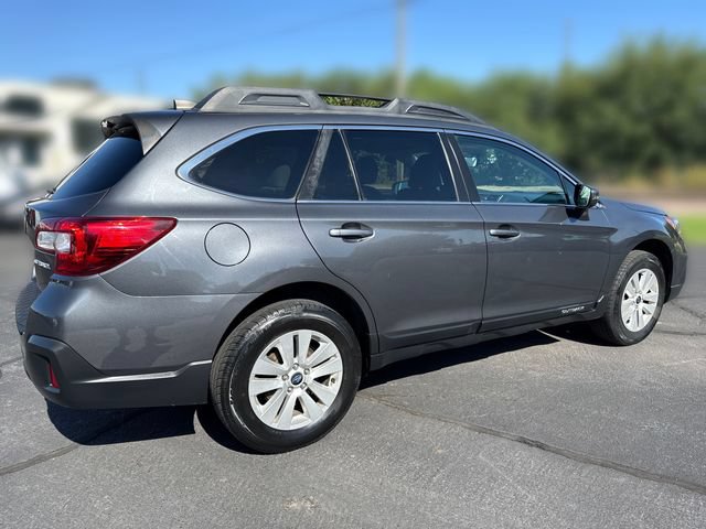 Used 2019 Subaru Outback 2.5i Premium AWD/4WD image 5